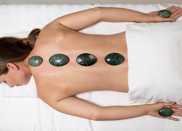 Hot-Stone-Massage in Kettwig bei Ningshen Thai Massage